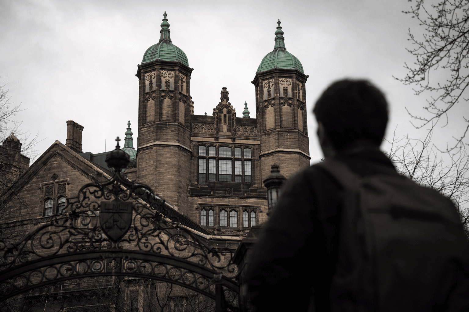 Judge orders Penn to turn over names in antisemitism probe