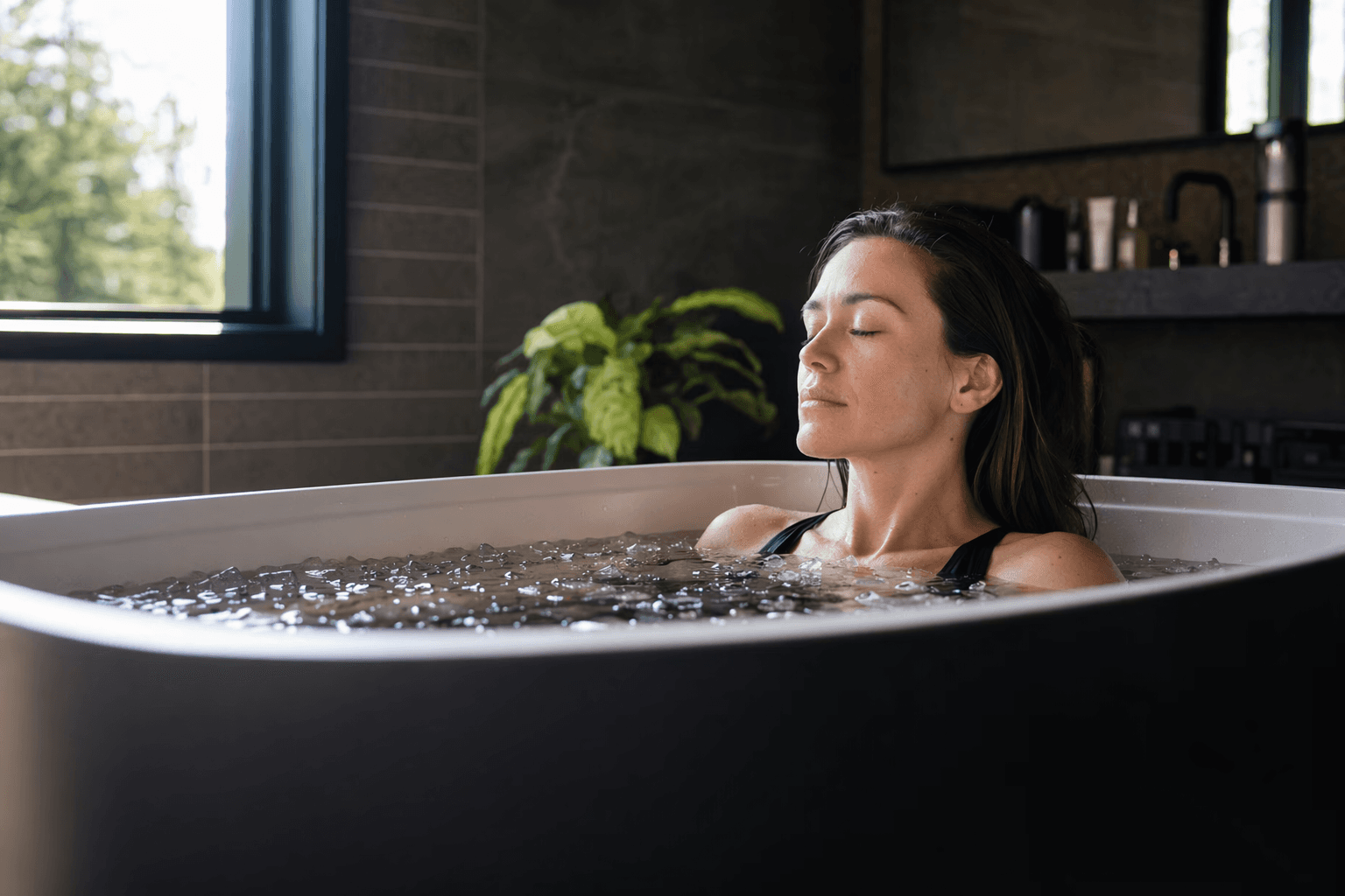 Kayla Barnes-Lentz builds a high-tech longevity home around cold plunges