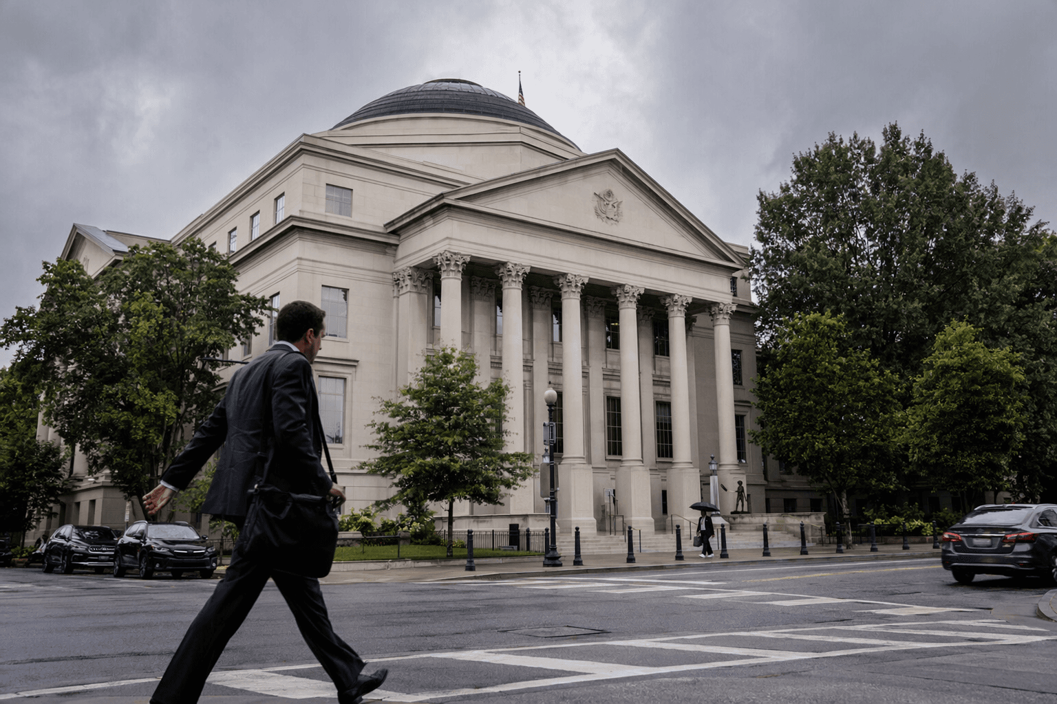 U.S. Attorney’s Office seeks two criminal prosecutors for Asheville, Charlotte