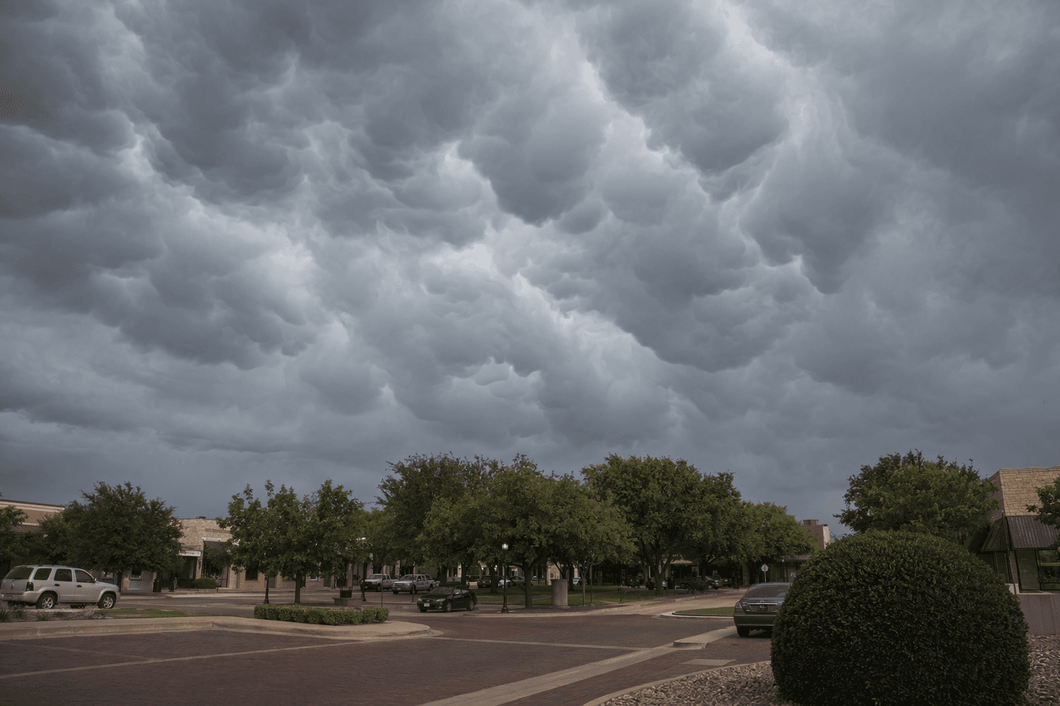 Mammatus clouds over North Texas signal weekend supercell threat to Collin County