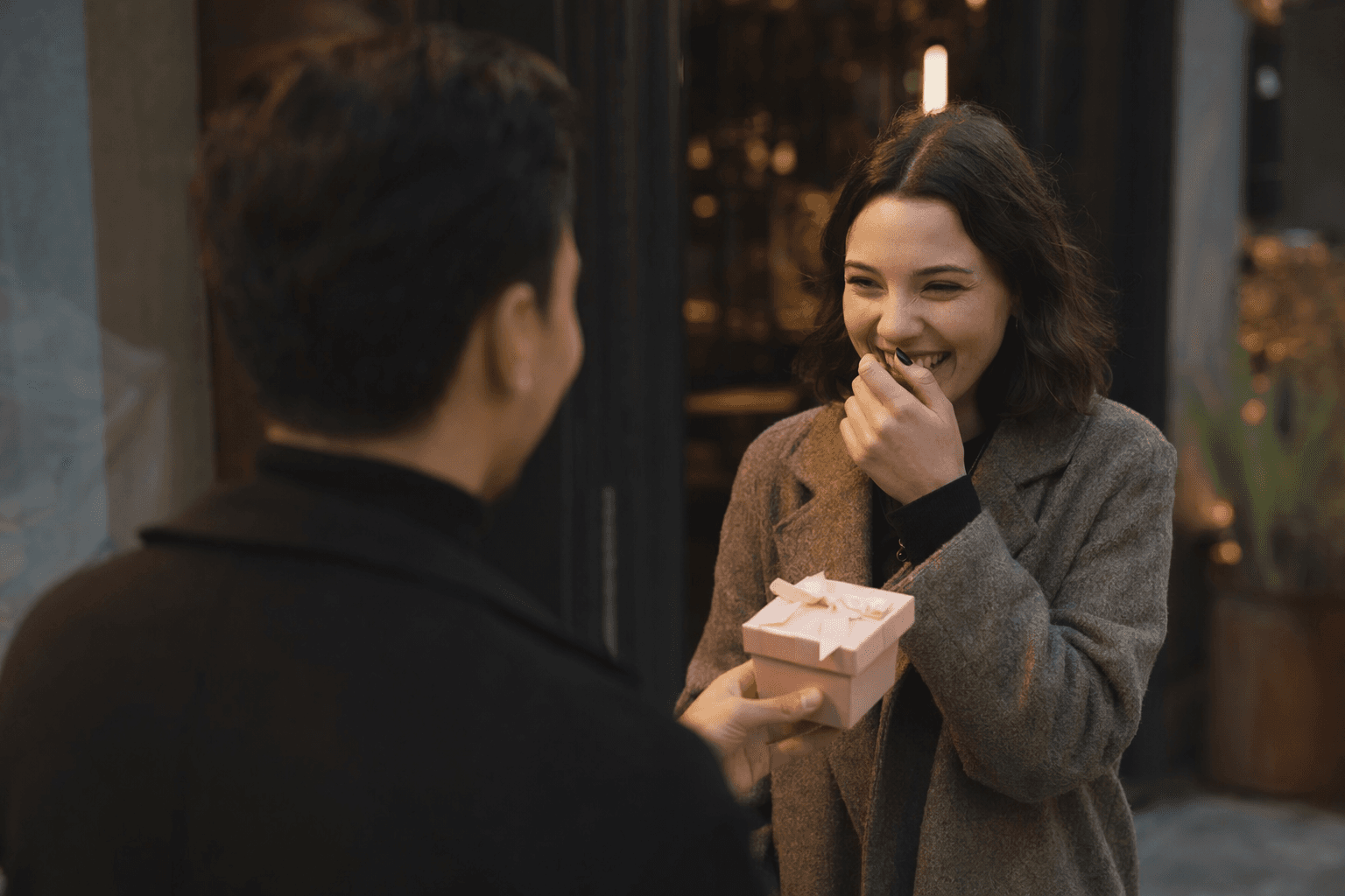 Low-Pressure Valentine’s Day Gifts for the Early-Dating Talking Stage