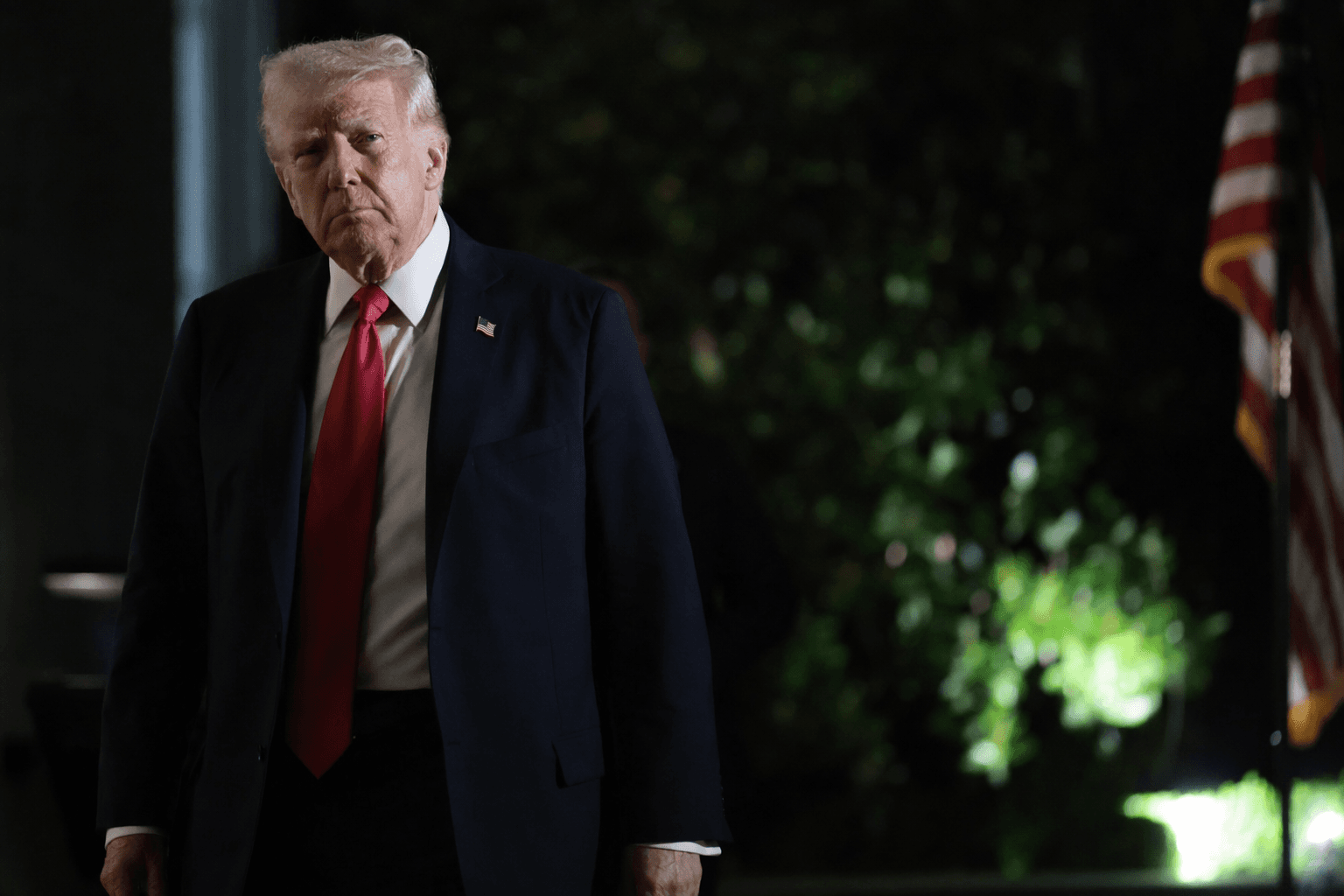 Trump criticizes Kimmel joke as White House dinner shooting unfolds