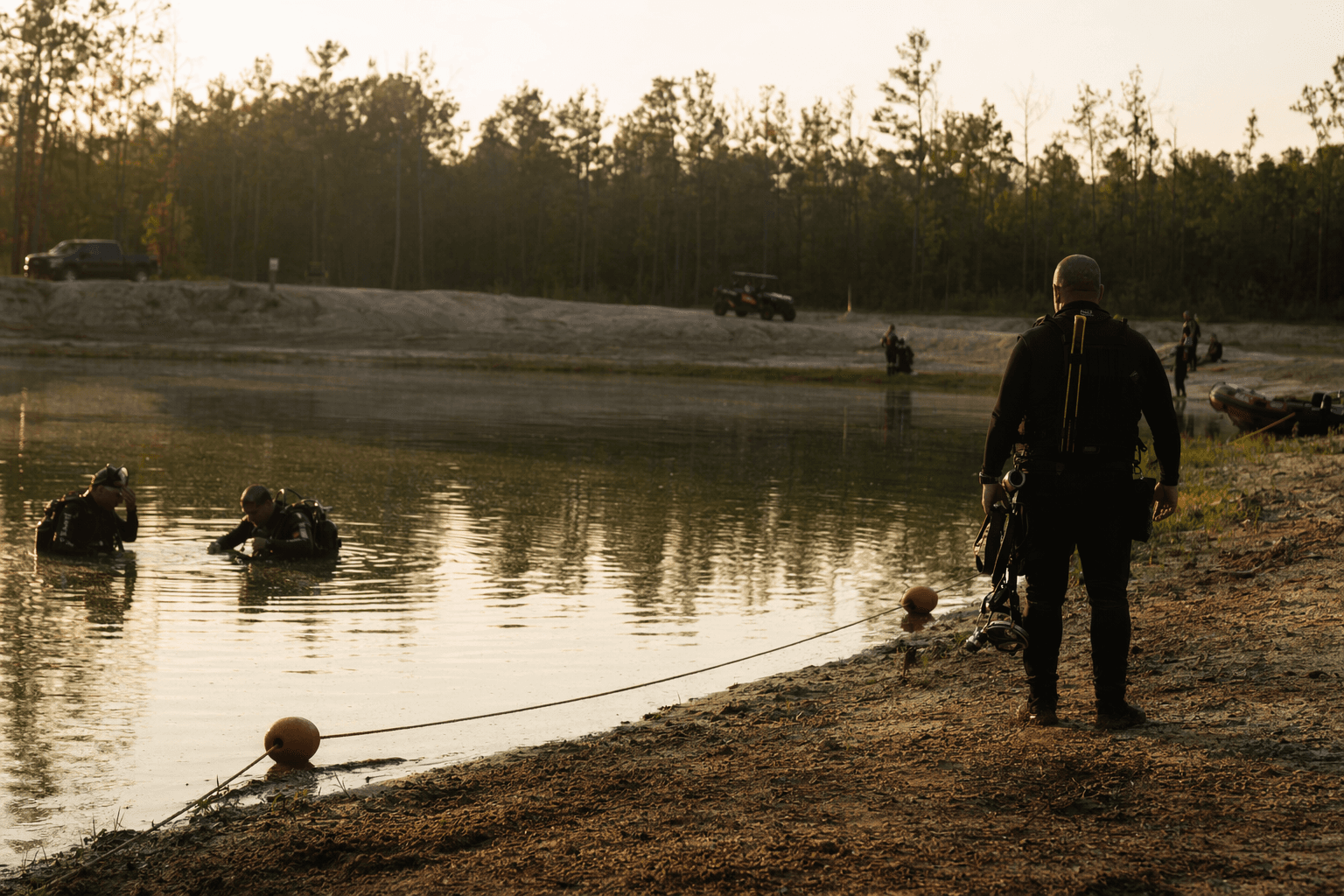 Harris County dive team searches for man missing at Crosby park