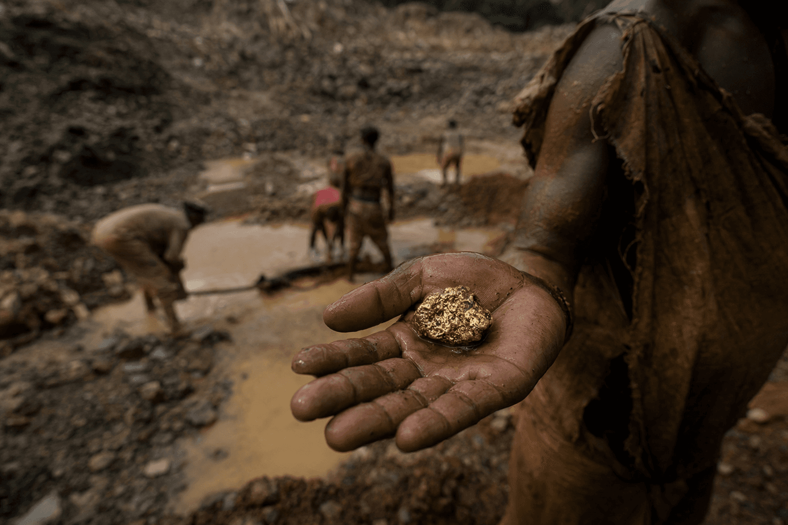 U.S. and Canadian mints bought gold traced to Colombian cartel supply chain