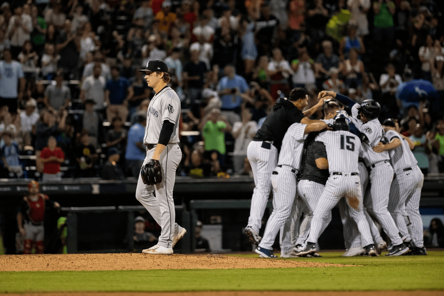 Stripers build big lead, hold off Knights 10-7 in Charlotte