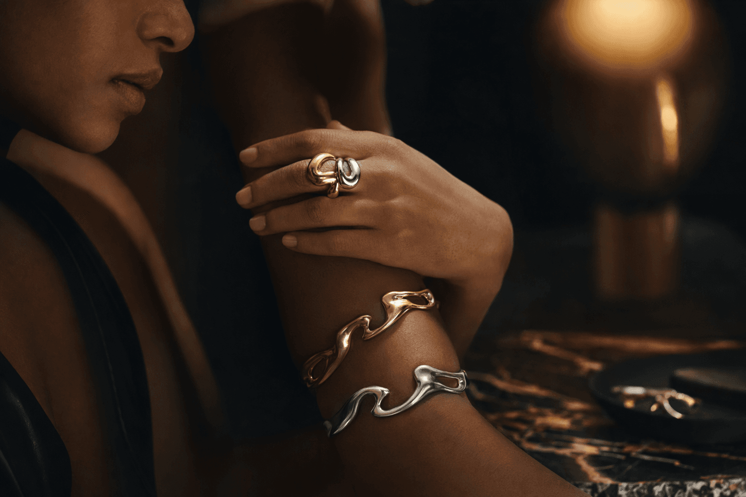 Sculptural jewelry and mixed metals lead 2026 luxury gift trends