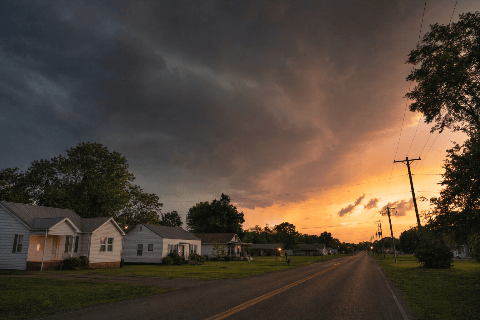Tornado Warning Issued for Decaturville, Perryville as Severe Storms Hit Decatur County