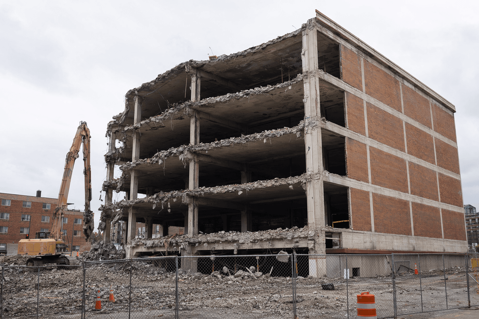 Duluth council approves parking ramp demolition change order, cost tops $3 million