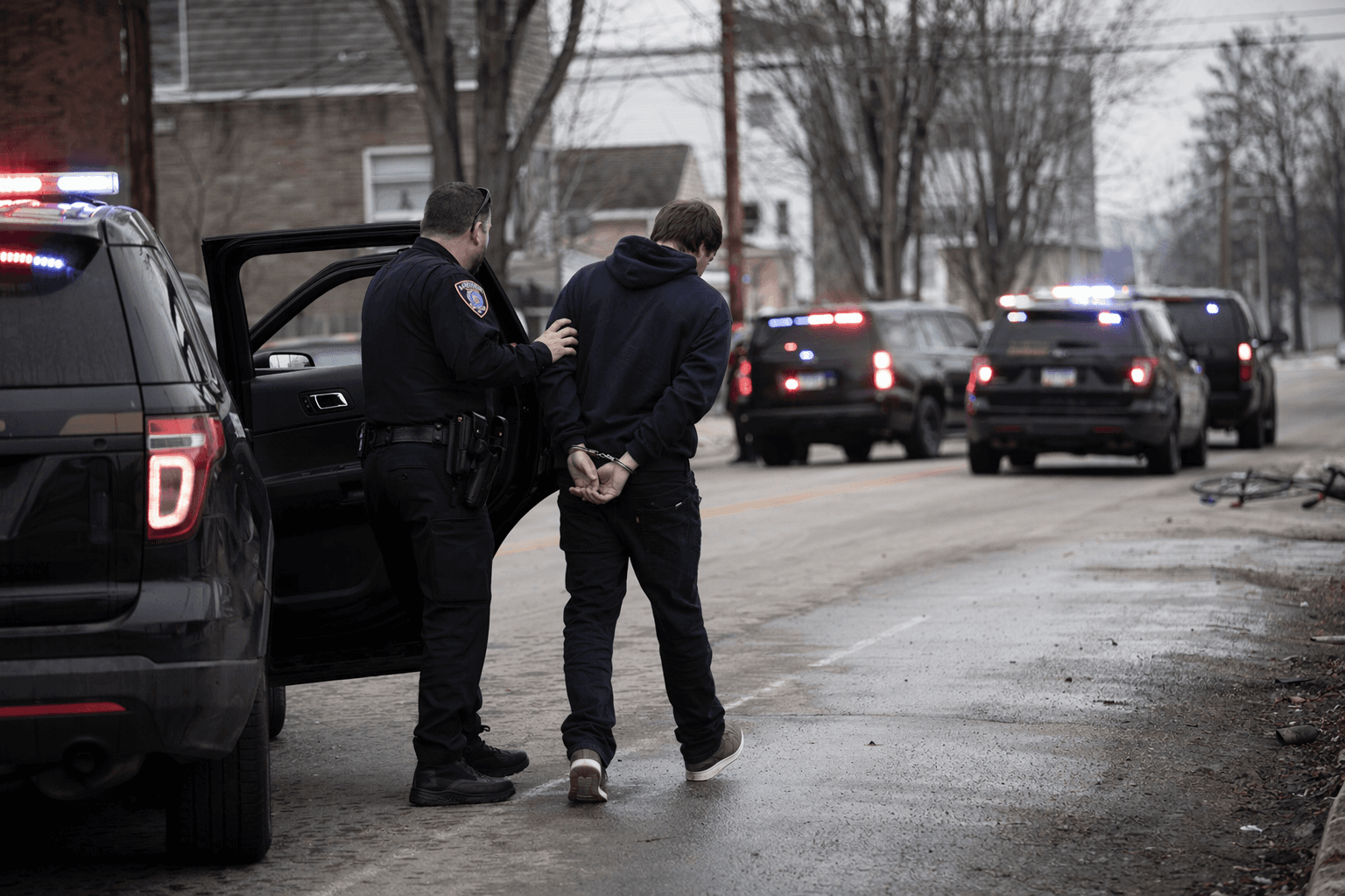 Superior police arrest two after Duluth stabbing, car chase across border