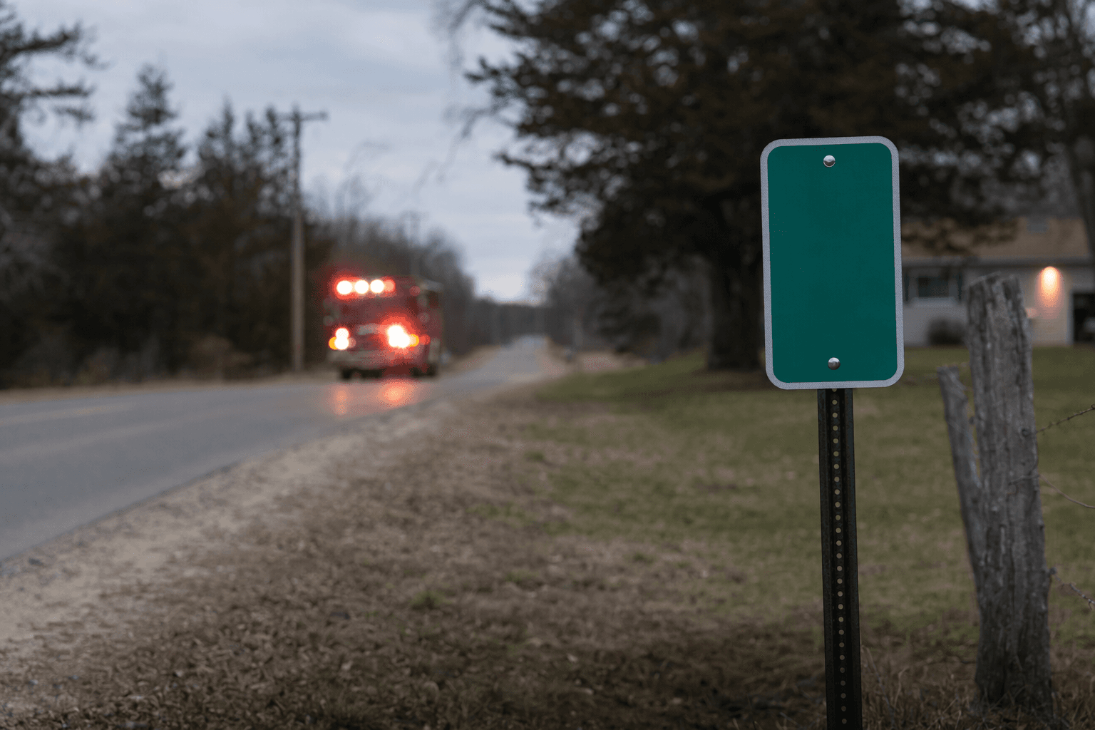 Holmes County residents urged to display visible address signs for emergencies
