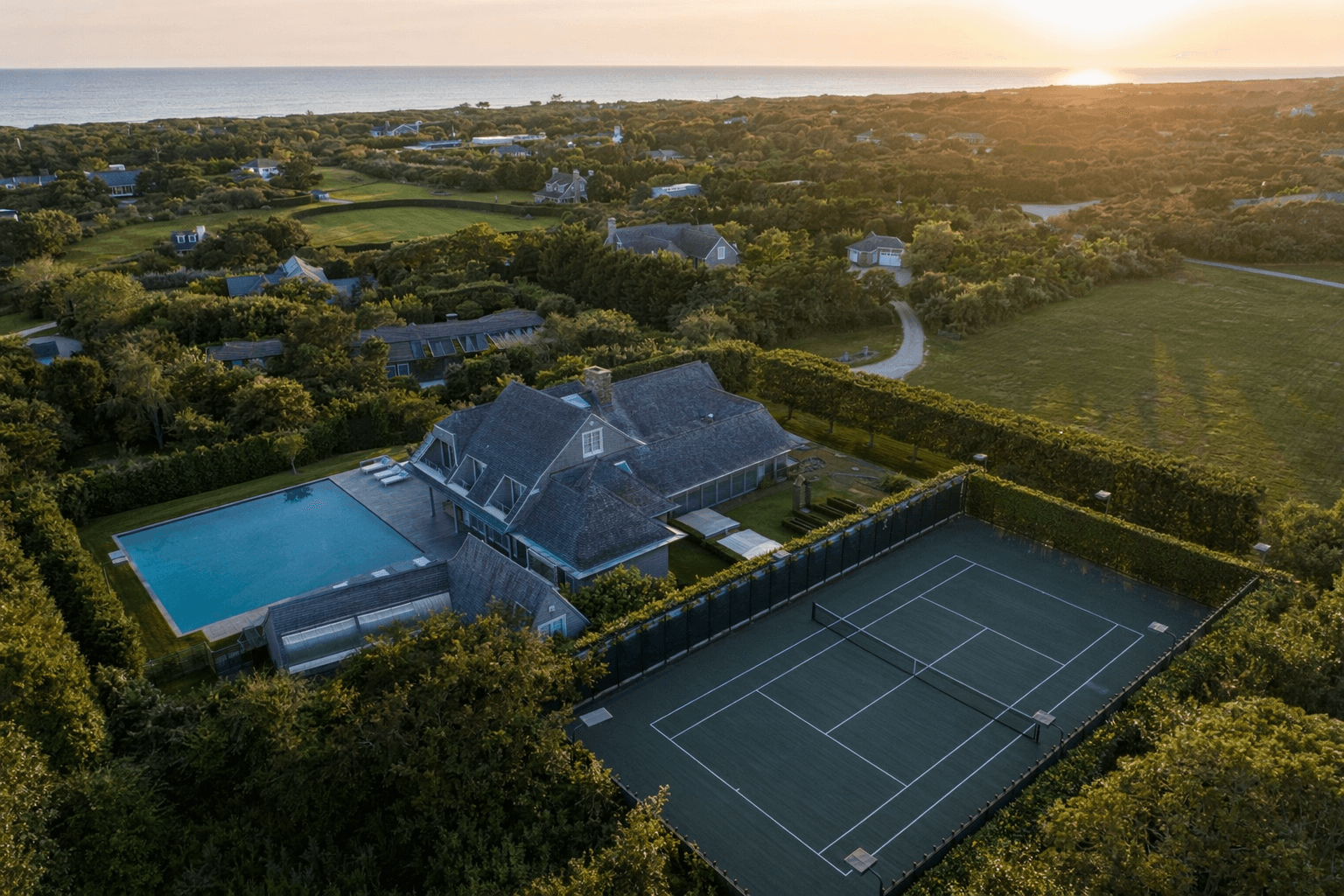 Sagaponack South estate lists for $24.995 million with tennis court, pool, beach access