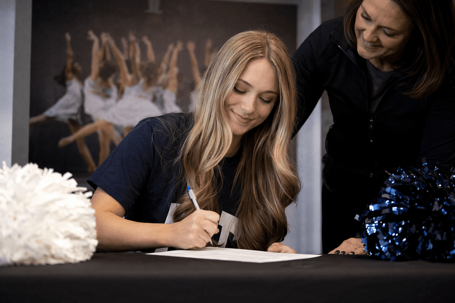 Jasper senior Madyson Hurst signs to join USI dance team