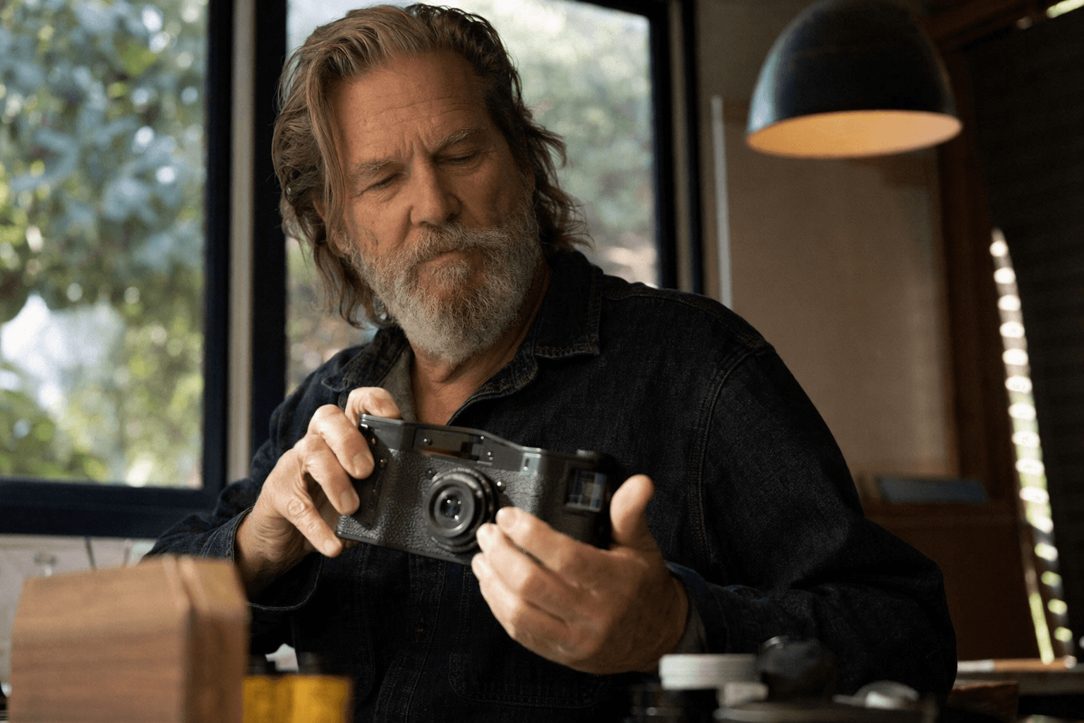 Jeff Bridges’ WideluxX panoramic film camera opens for pre-order, limited to 350 units