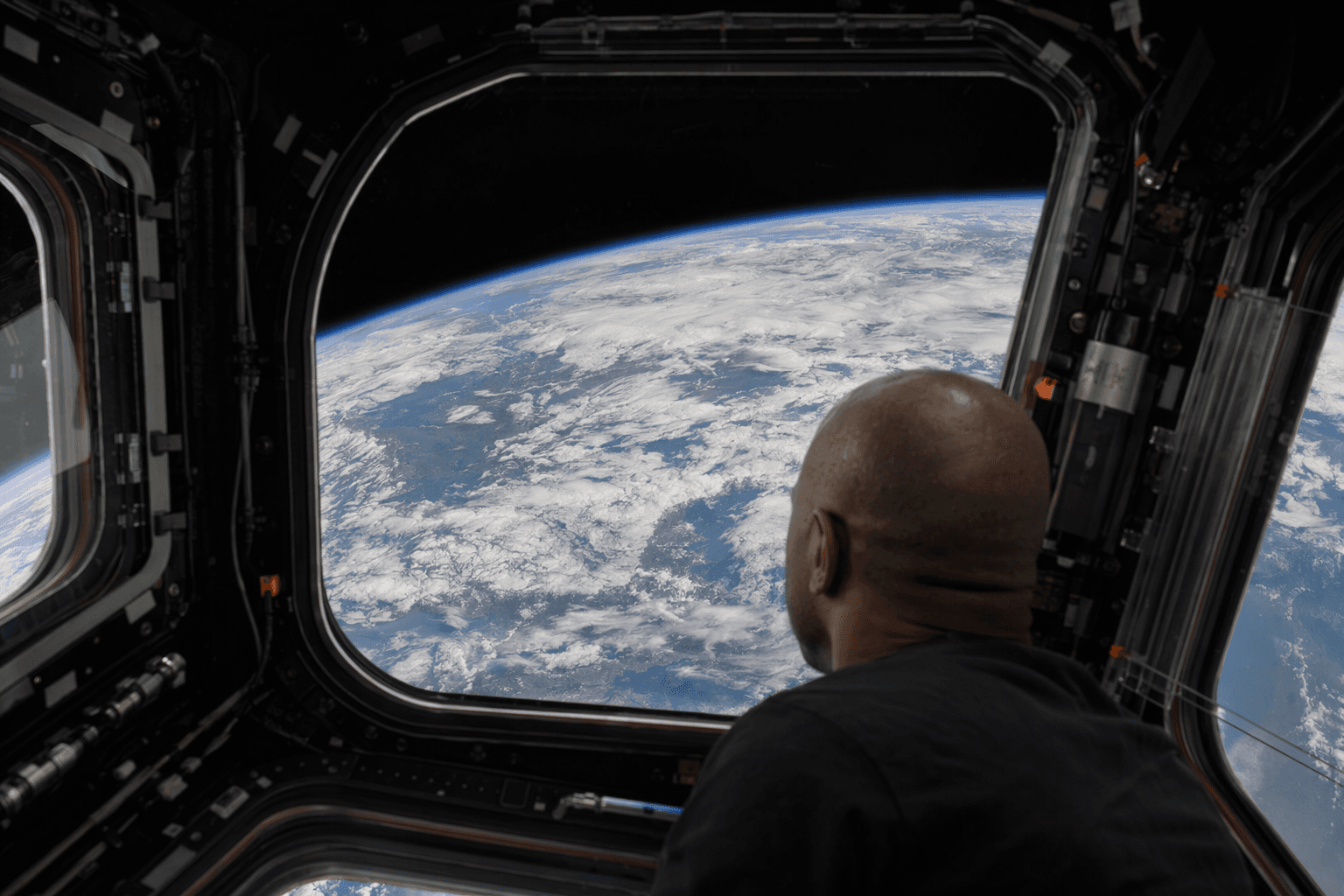 Artemis II astronaut says seeing all of Earth in one glance was unforgettable