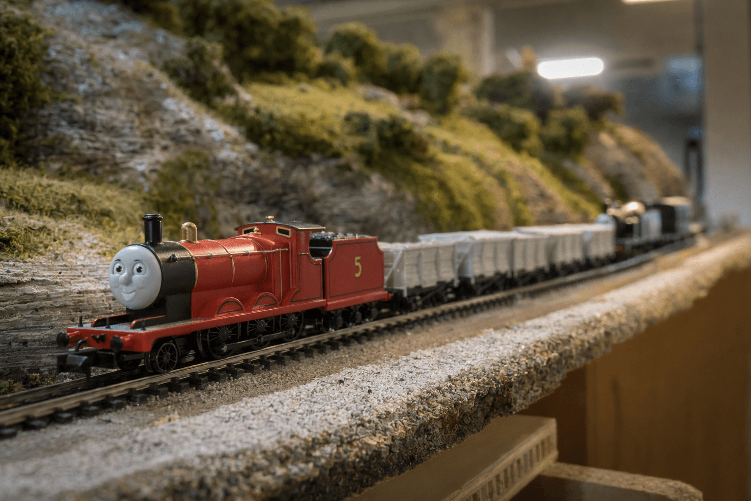 Bachmann Europe Restocks Thomas N Scale Favorites, Shares China Clay Wagon Photos