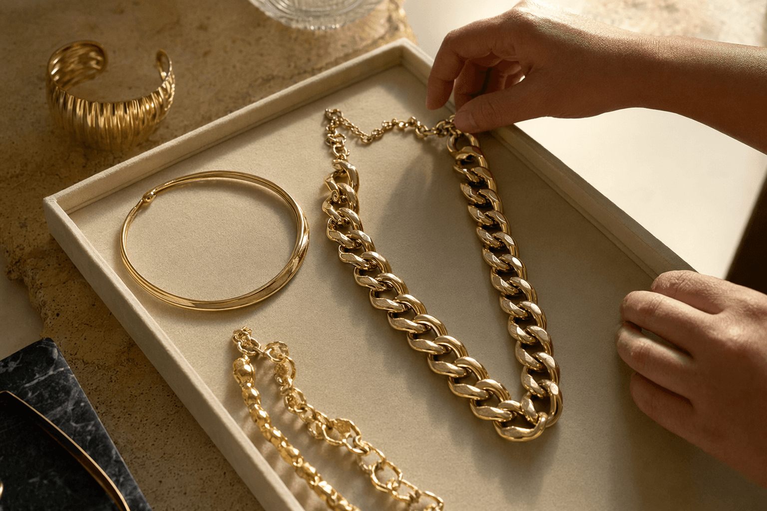 Bold gold necklaces dominate April jewelry inboxes