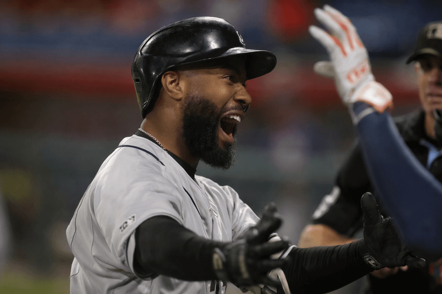 Samad Taylor powers El Paso past Albuquerque in 7-6 road win