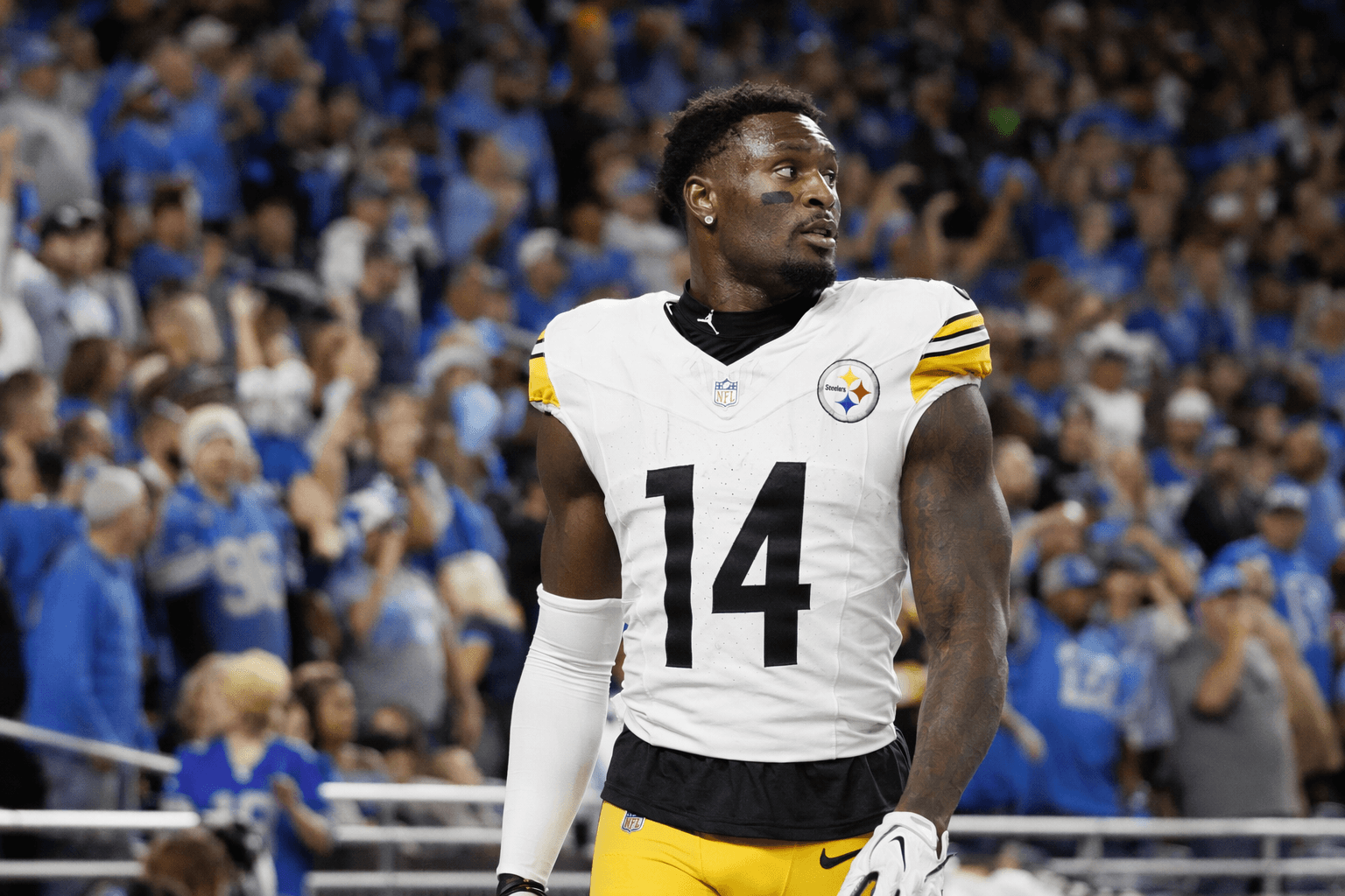 Prosecutors decline charges against DK Metcalf after Ford Field fan clash