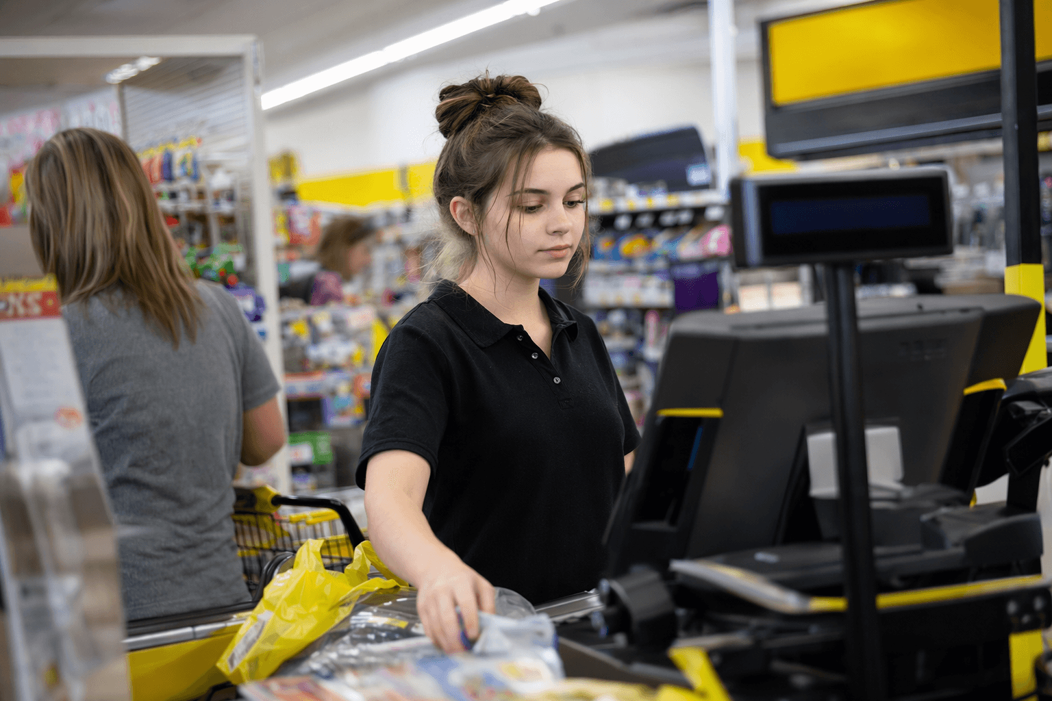 BLS data show young workers concentrated in retail, reinforcing Dollar General's hiring pipeline