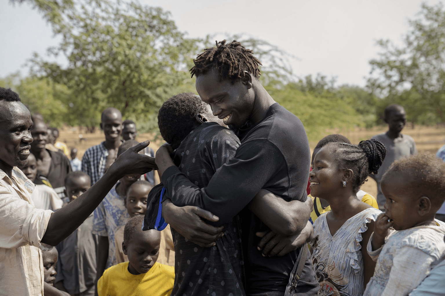 Former Syracuse player reunited with family in South Sudan after deportation
