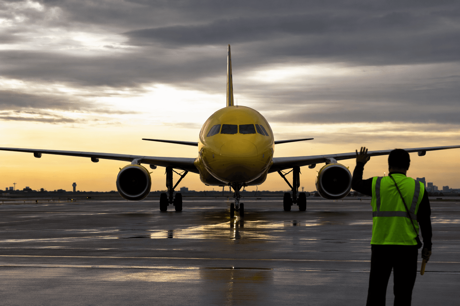 Spirit Airlines ends 34-year run as final flight lands in Dallas