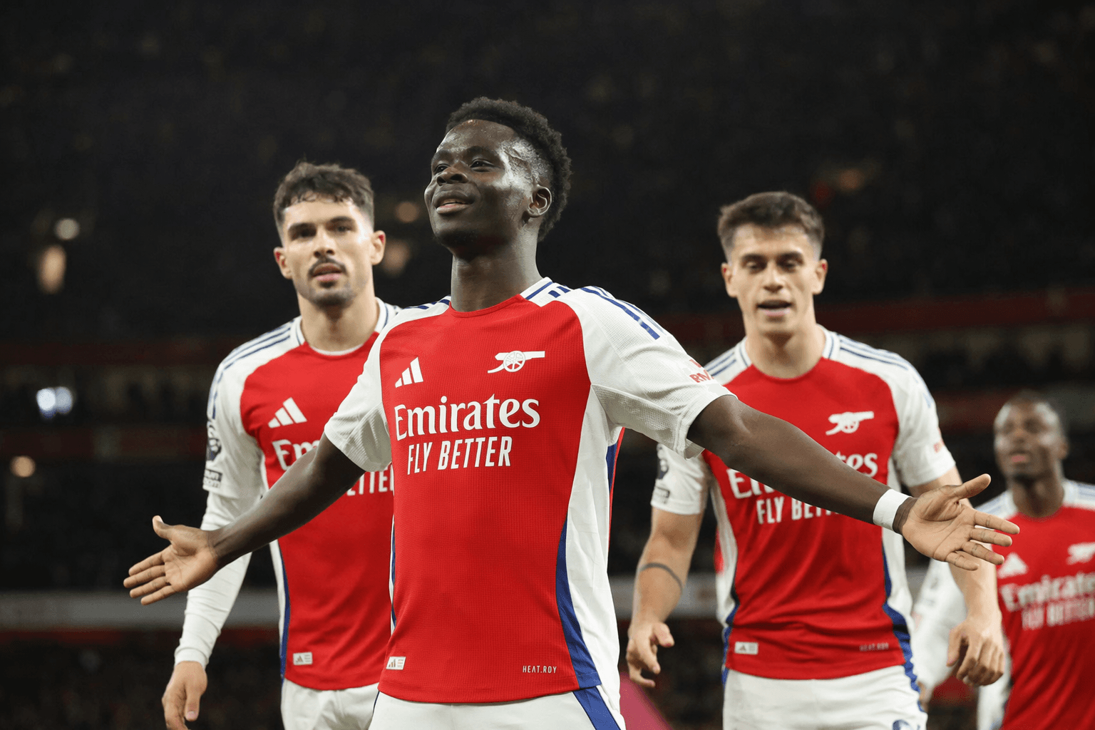 Arsenal beat Fulham 3-0 to move six points clear at top of Premier League
