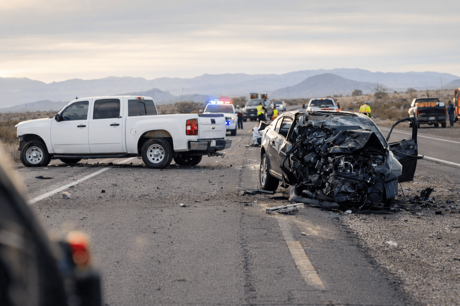 Crash closes State Route 95 north of Quartzsite near Plomosa Road