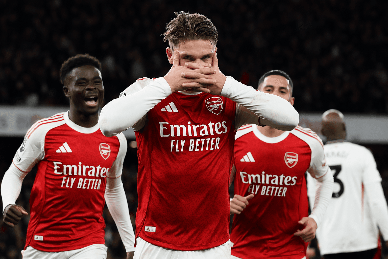 Arsenal move six points clear with Fulham win, five Premier League games on Match of the Day