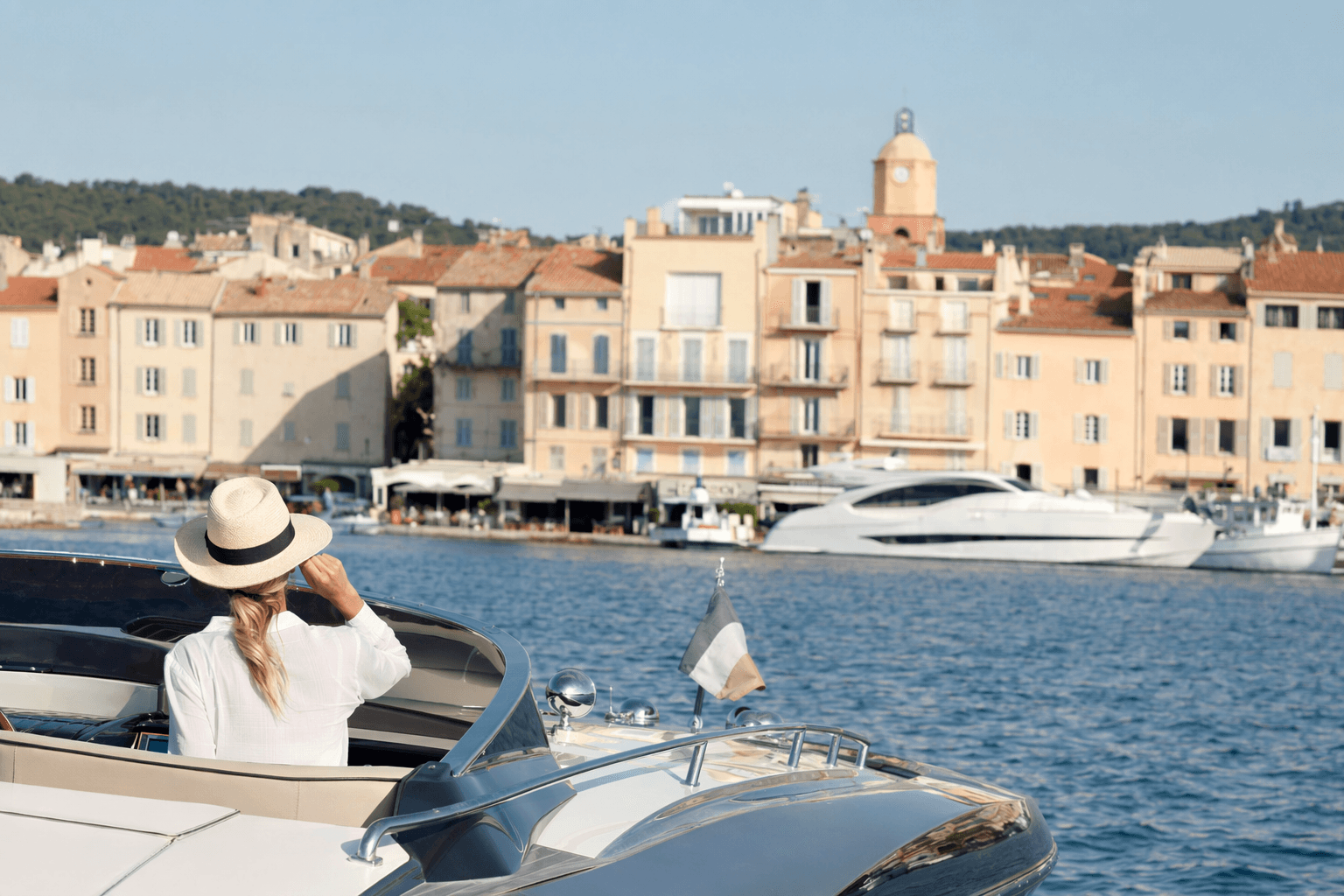 Saint-Tropez, Amalfi Coast, Mykonos dominate AI luxury travel discovery index