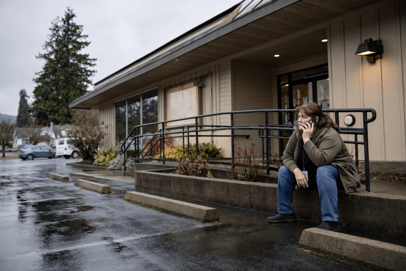 Internet outage cuts phone service at Redway health center, disrupts Southern Humboldt