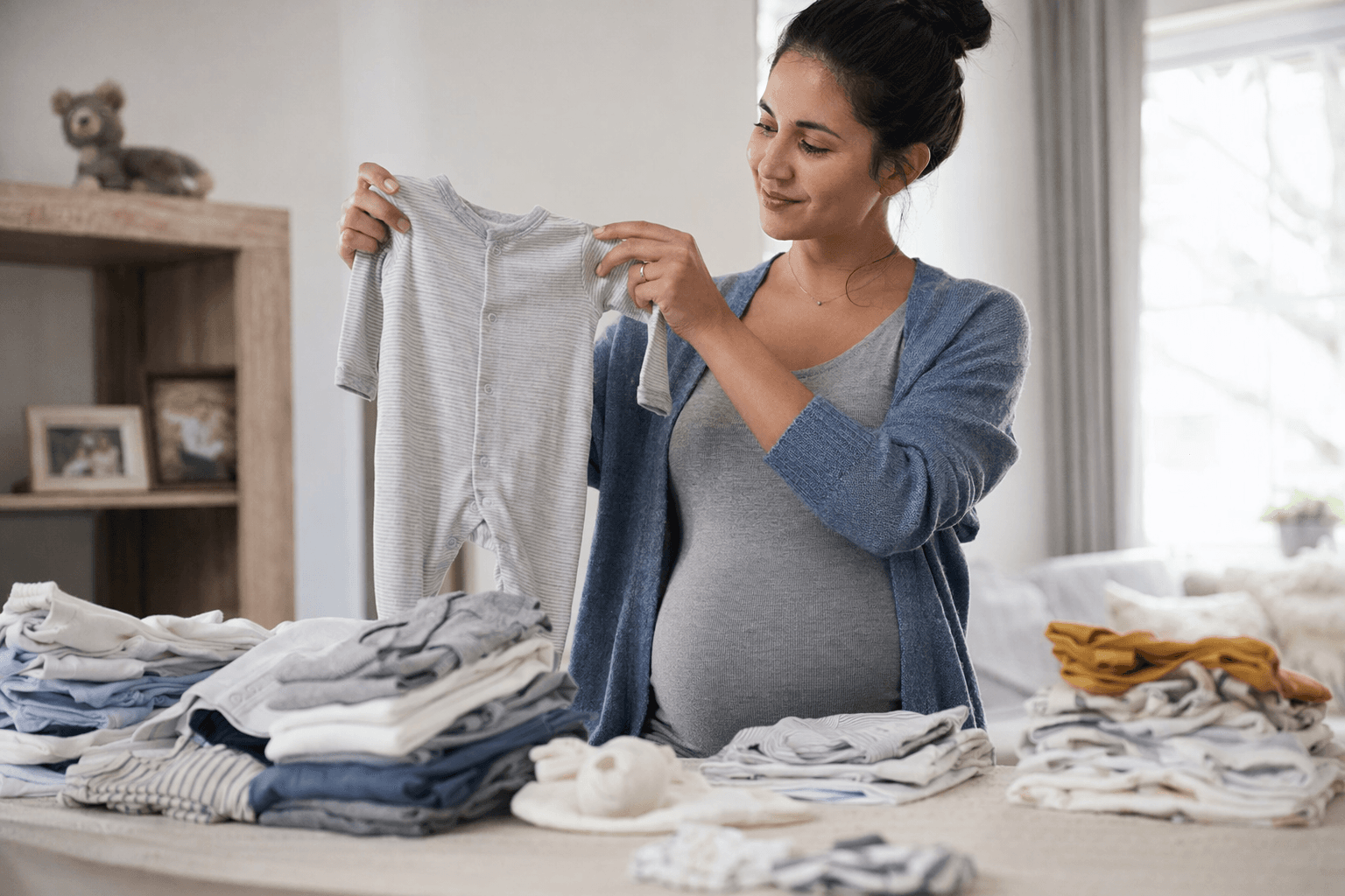 Baby Shower Gift Guide Explains Which Baby Clothes Sizes Work Best