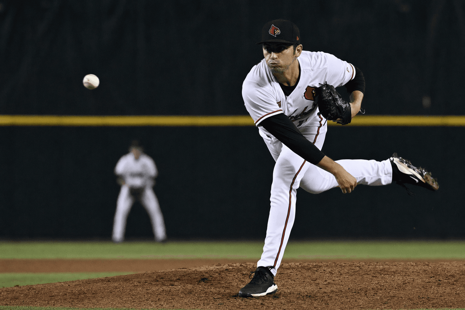 Louisville rides early lead, bullpen to 5-1 win over Omaha