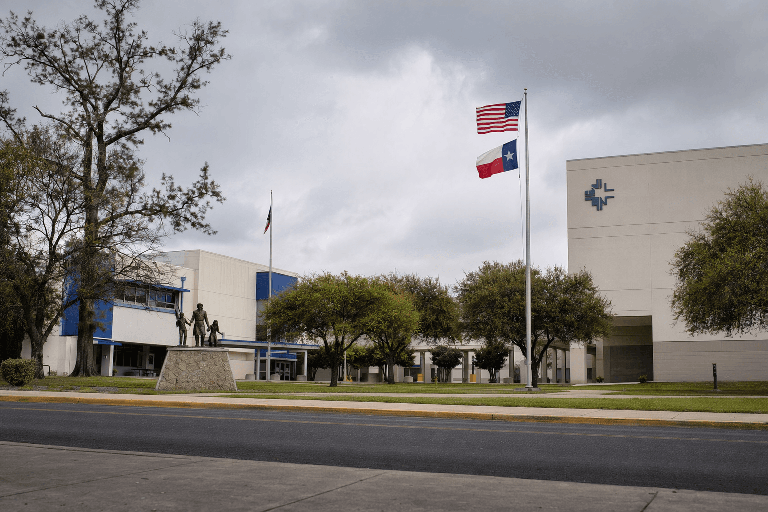 Voters reelect incumbents in Del Rio school, hospital board races