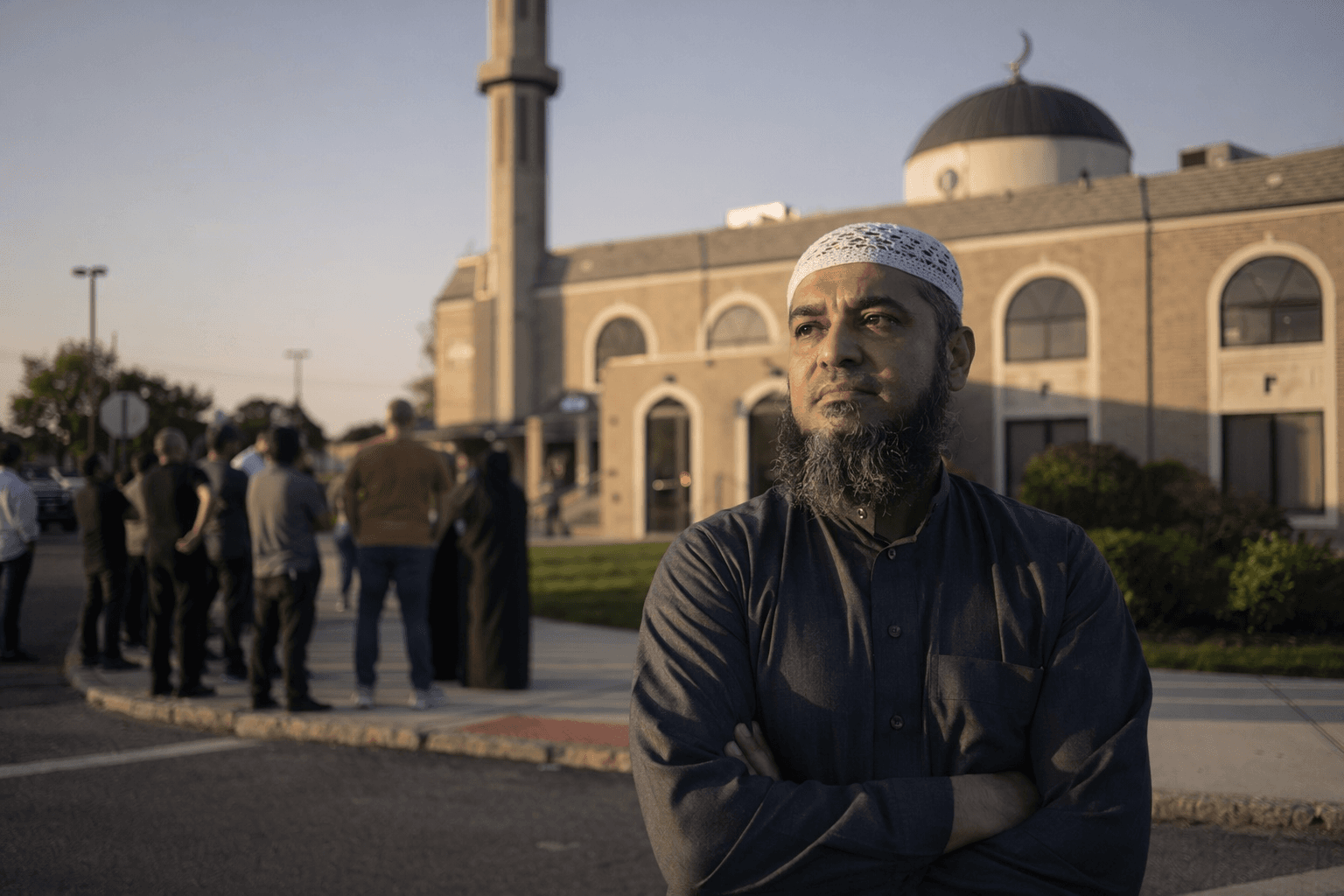 Deer Park residents react to anti-Islam graffiti near mosque