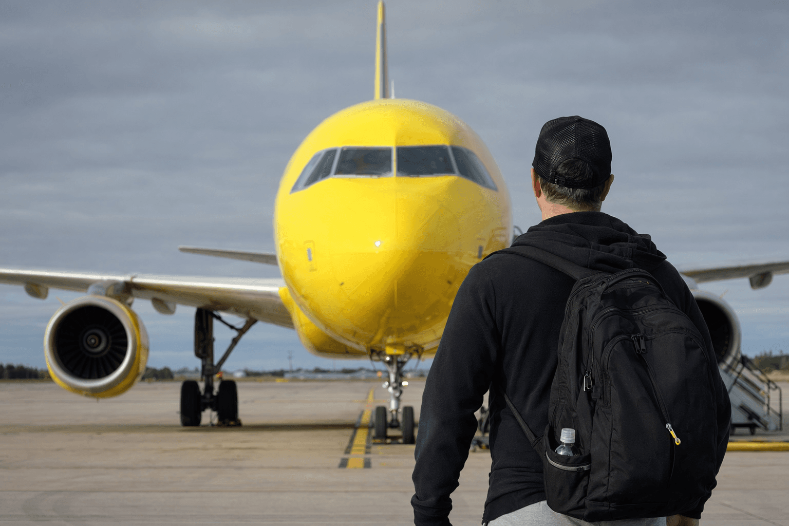 Viral campaign raises $23 million to buy bankrupt Spirit Airlines