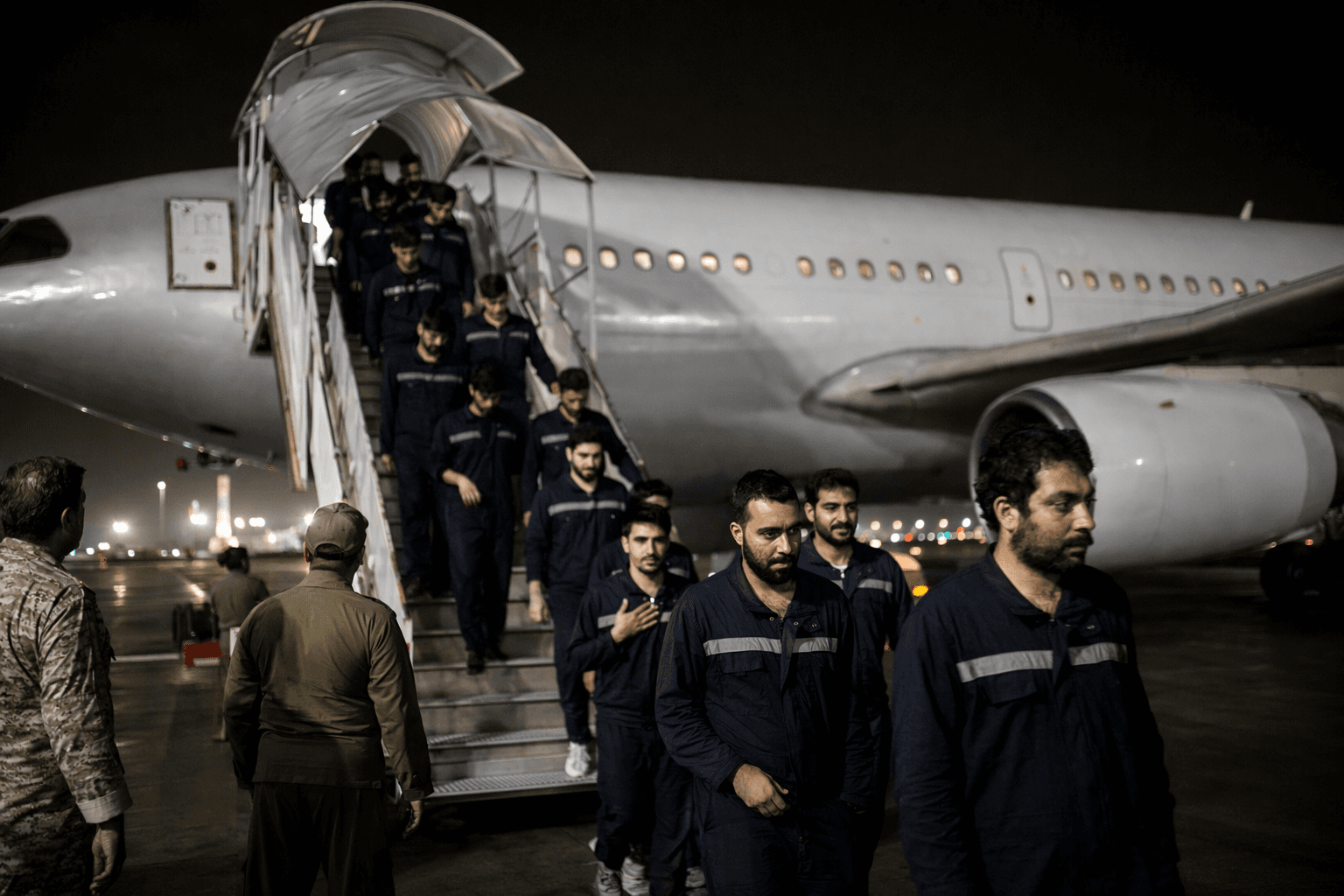 Pakistan mediates return of 22 Iranian sailors from seized ship