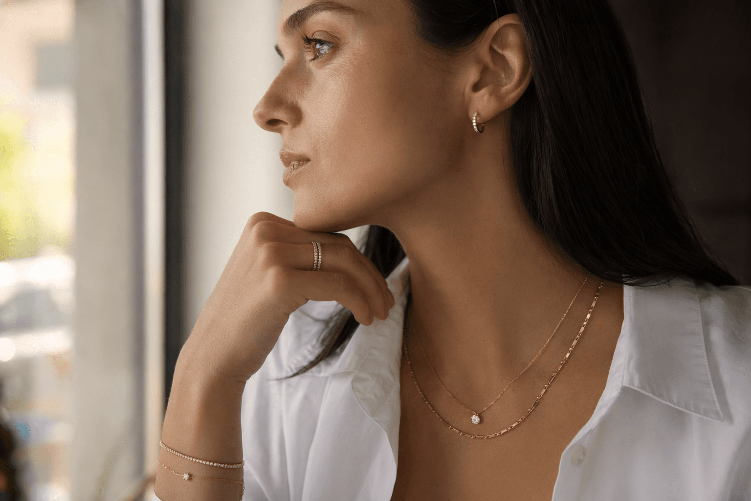 Everyday diamonds, stackable minimal jewelry becomes a wardrobe staple