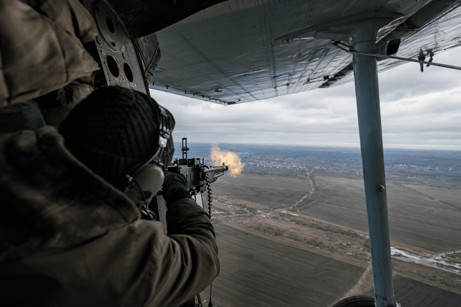 Ukrainian volunteers fly old plane to hunt Russian drones