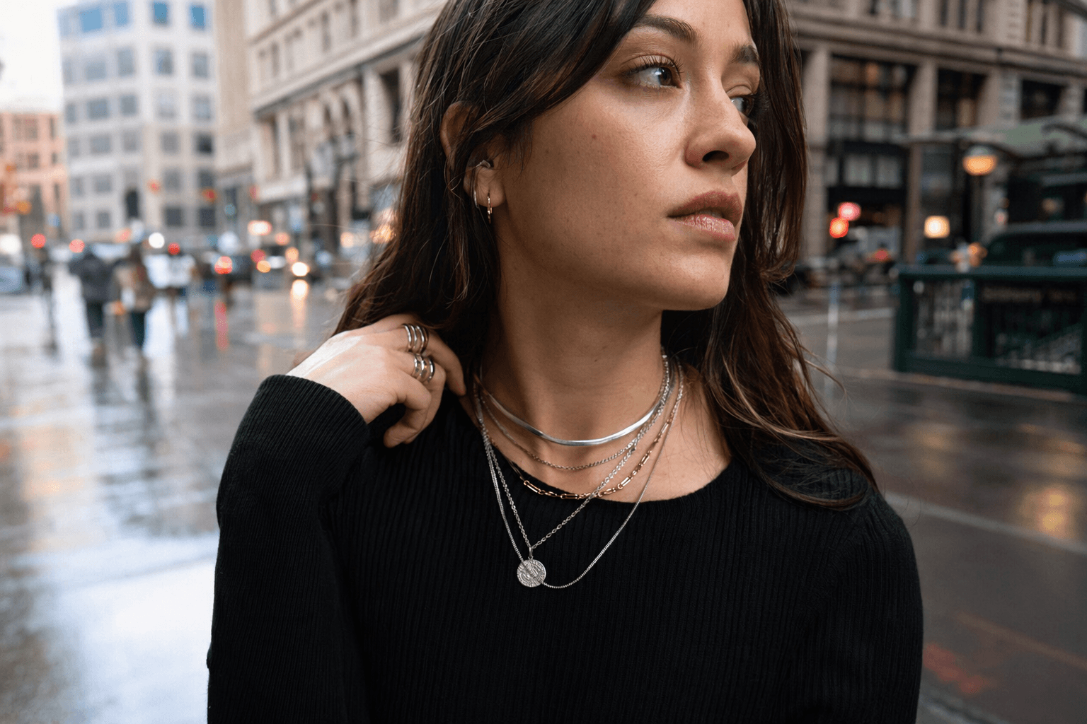 Silver Layering Gains Ground as Chokers and Mixed Metals Return