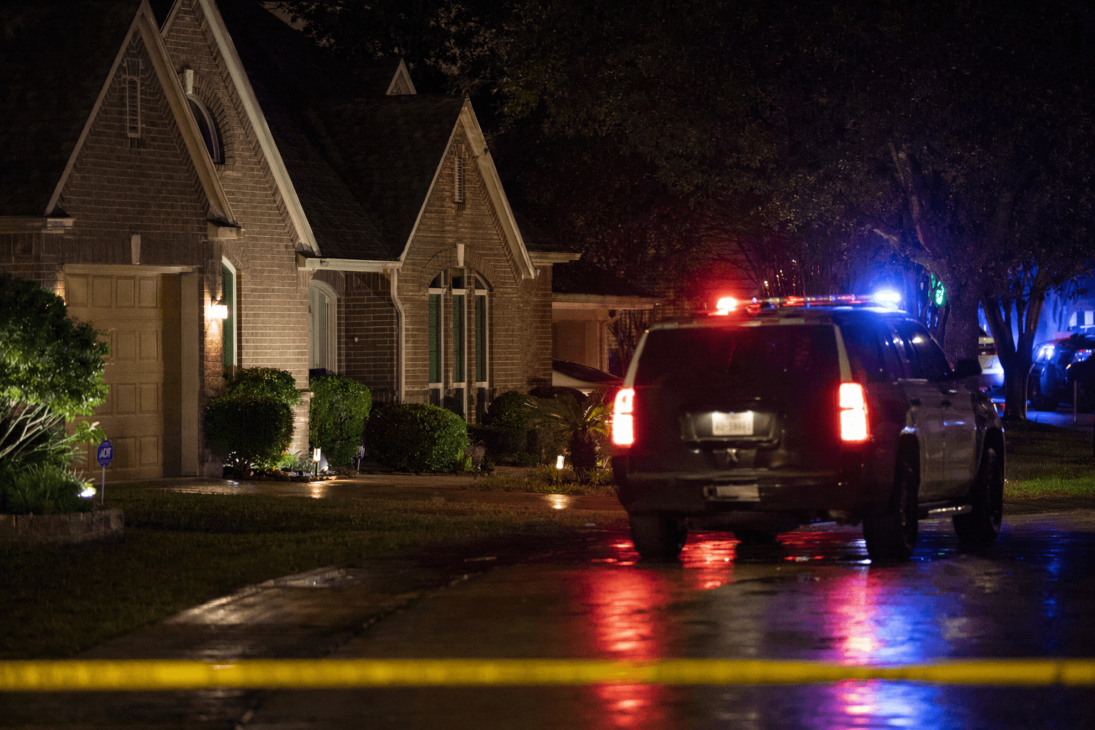 Masked intruder shot by homeowner in north Harris County home invasion