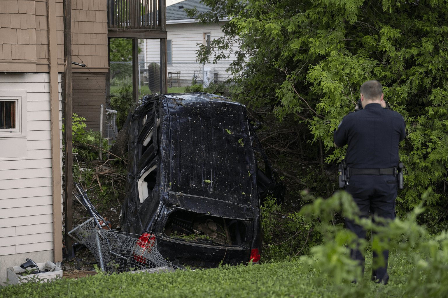 DWI charges follow SUV crash into Onondaga County backyard