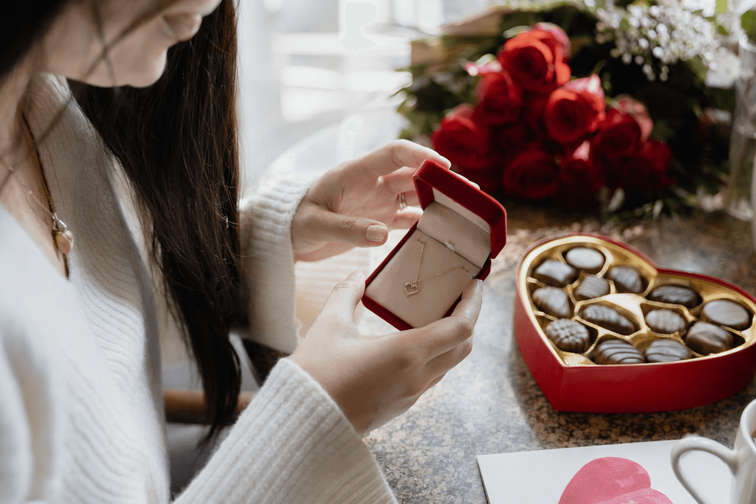 Valentine's shoppers want sentimental gifts, jewelry and sweets lead spending