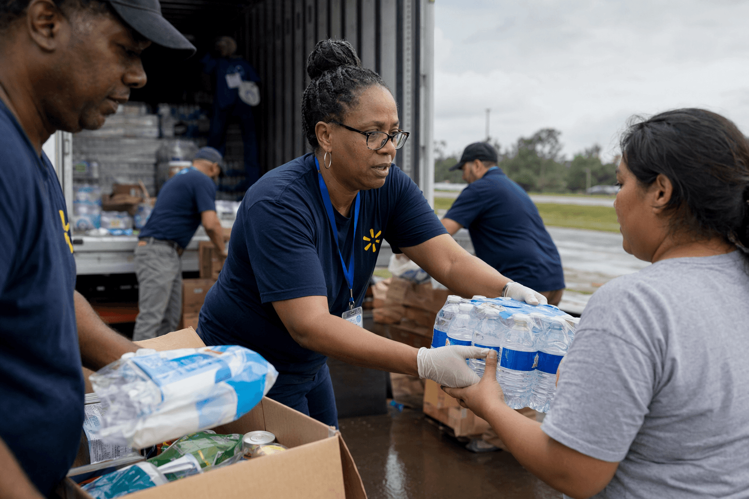Walmart ties community grants, disaster aid to business success