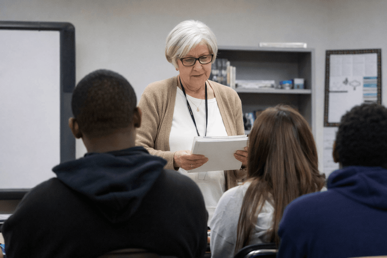 Retired Teachers Return as National Shortage Leaves Thousands of Classrooms Empty