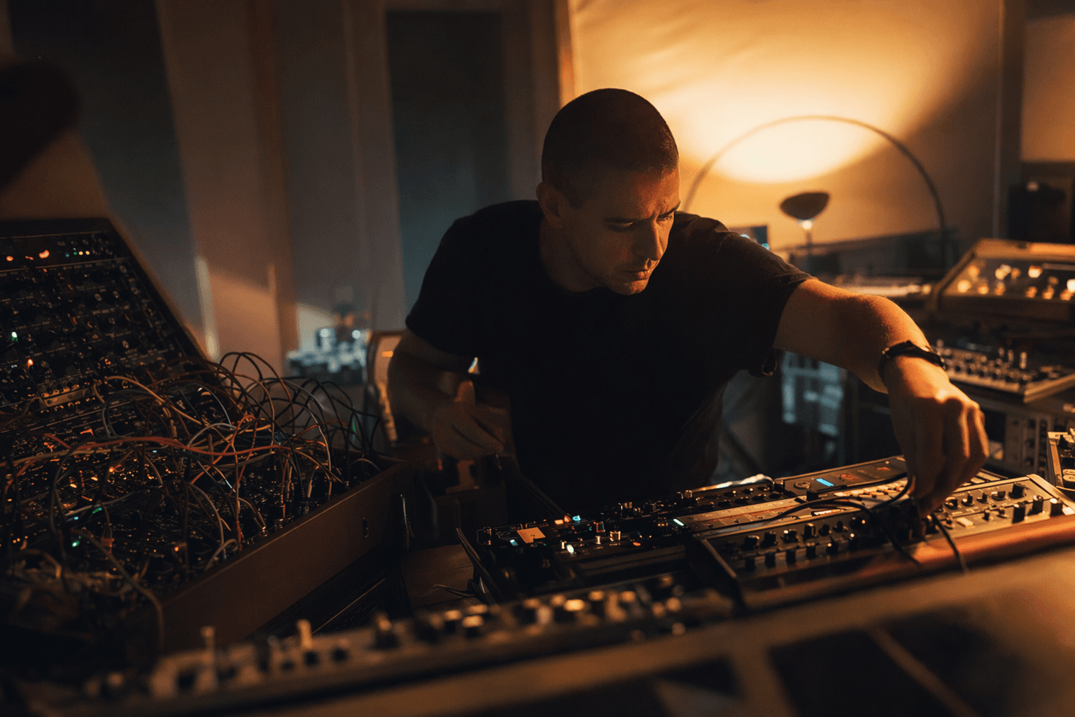 Juan Moreno’s Liminal Dream blends rave energy with ambient minimal techno