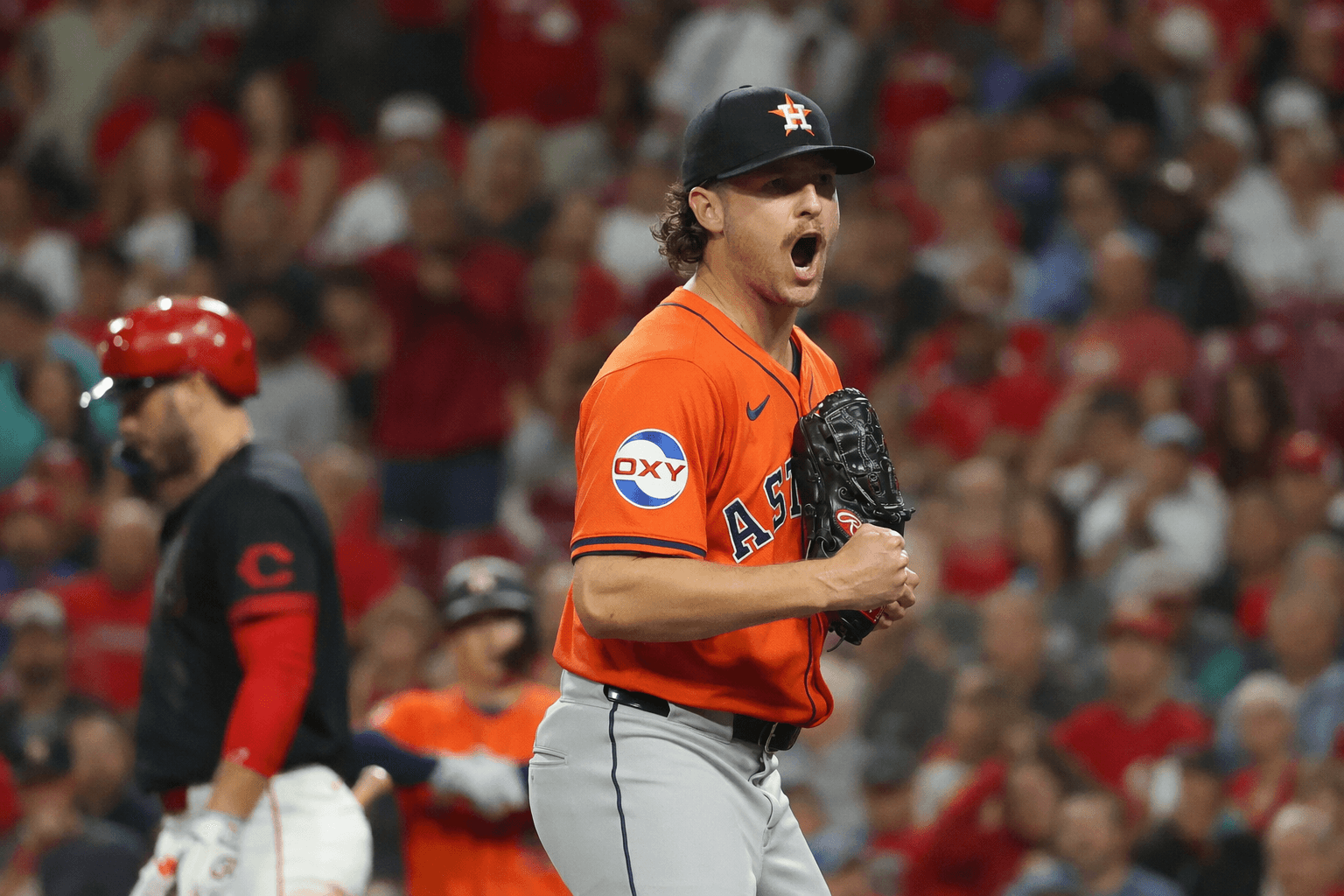 Astros crush Reds 10-0 behind Mike Burrows, four homers
