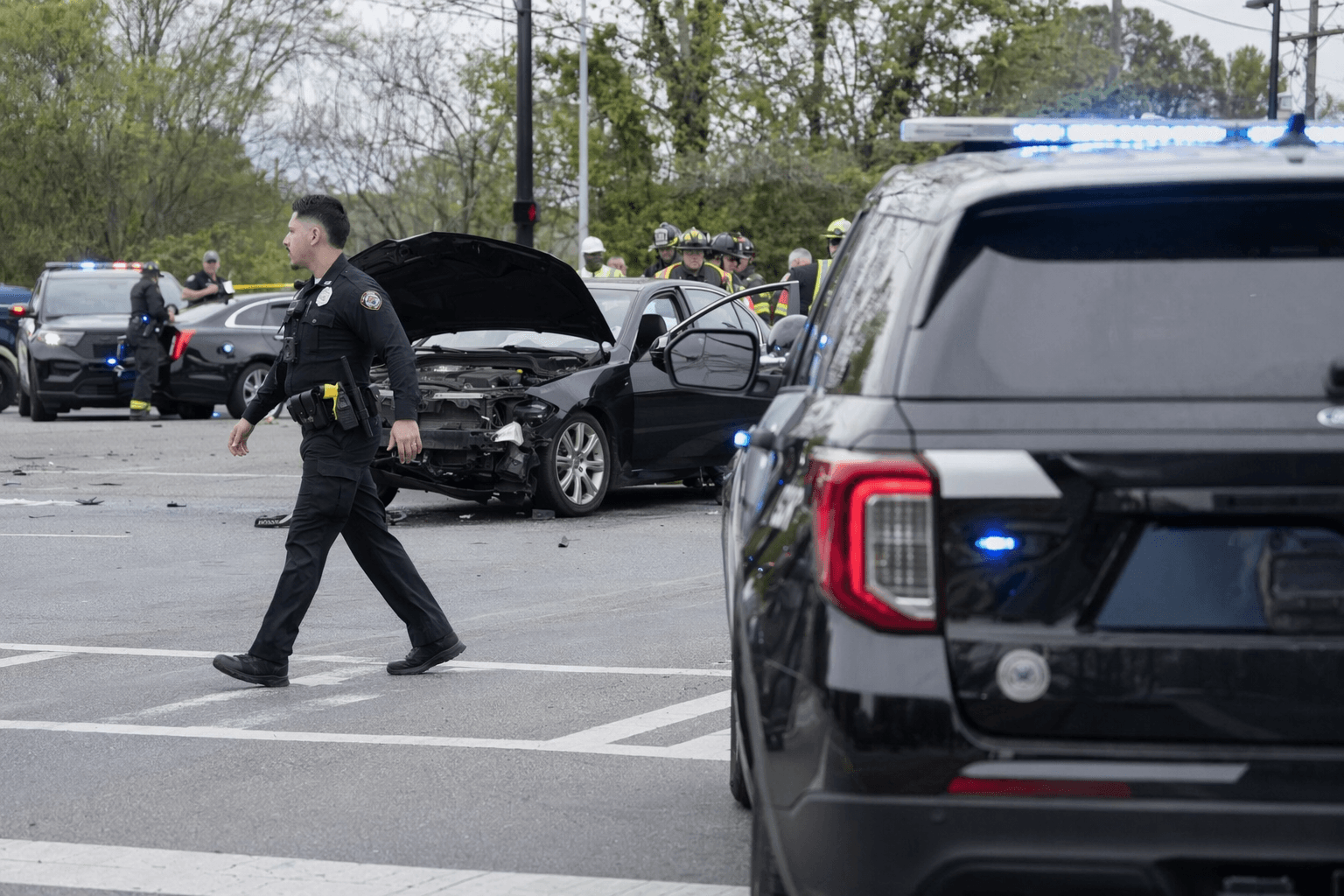Driver drags Raleigh officer near NC State, then flees scene