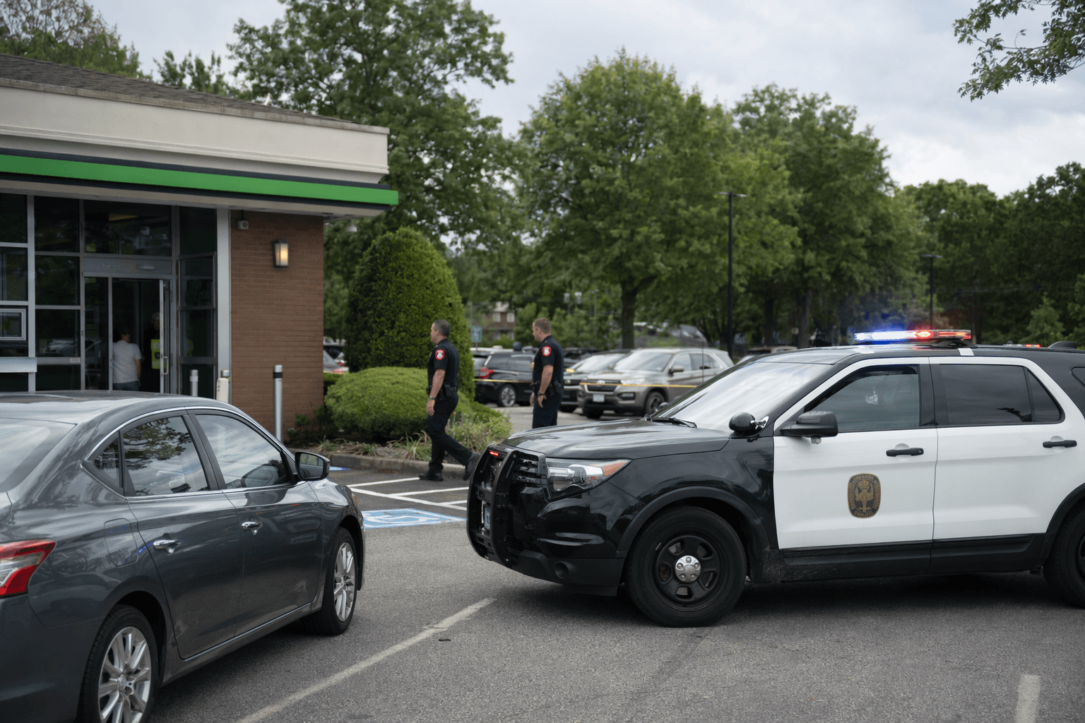 Suffolk police investigate bank robbery at Lake Ronkonkoma TD Bank