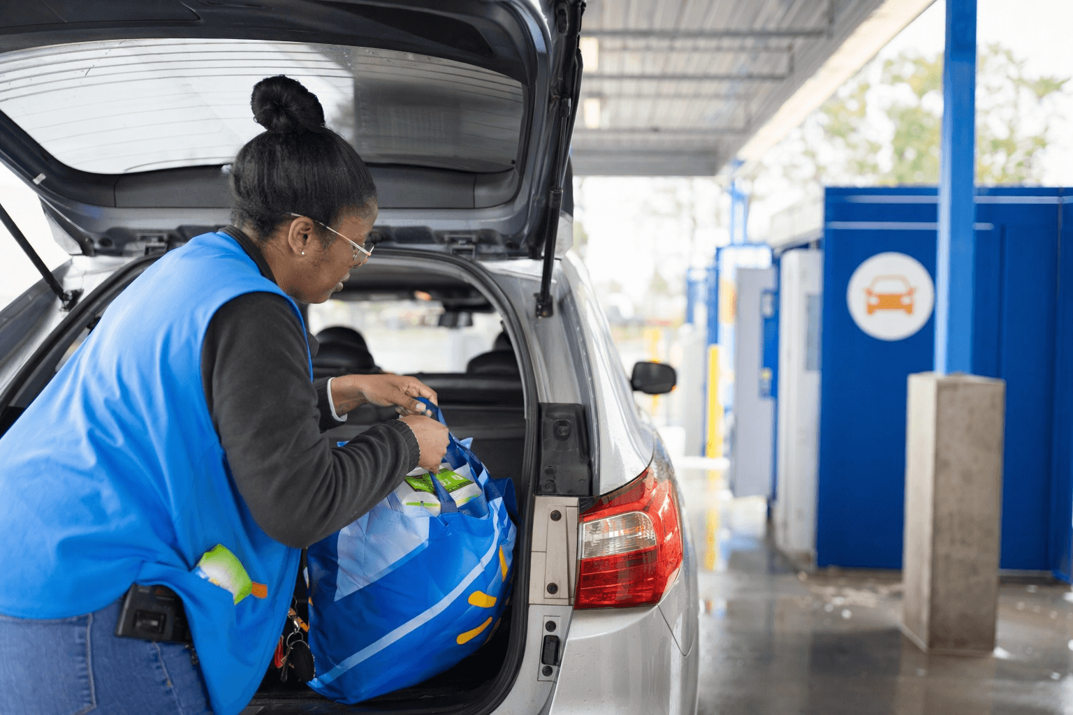 Walmart completes Canton store remodel, expanding pickup, delivery and services