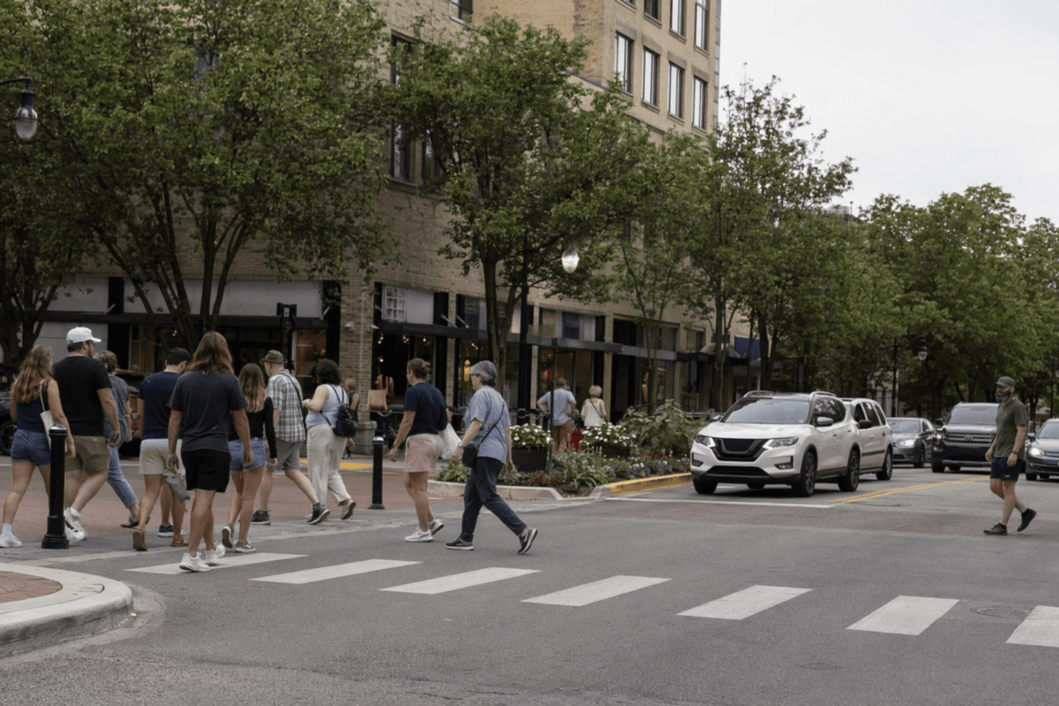 Traverse City DDA advances Cass Street crosswalk, market pavilion plans